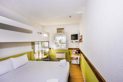 Ibis Budget Canberra - Rental Cars 17