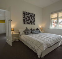 Cowan Street Bungalow - Rental Cars