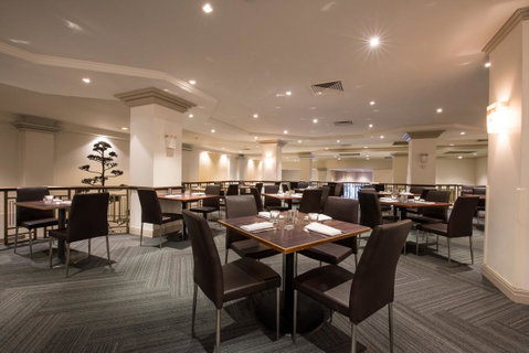Hotel Grand Chancellor Adelaide - Rental Cars 15