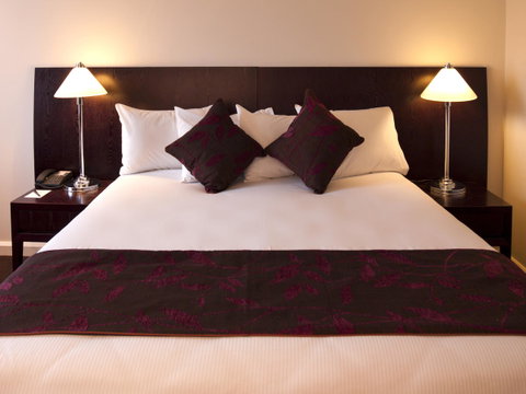 Hotel Grand Chancellor Adelaide - Rental Cars 39