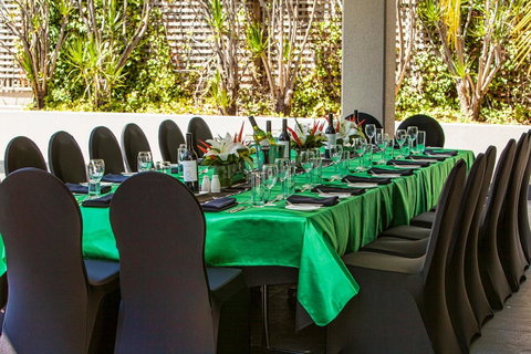 Hotel Grand Chancellor Adelaide - Rental Cars 33