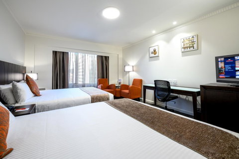 Hotel Grand Chancellor Adelaide - Rental Cars 14