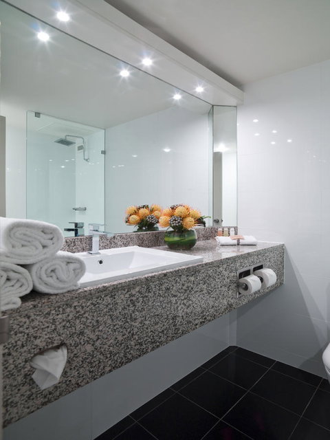 Hotel Grand Chancellor Adelaide - Rental Cars 30