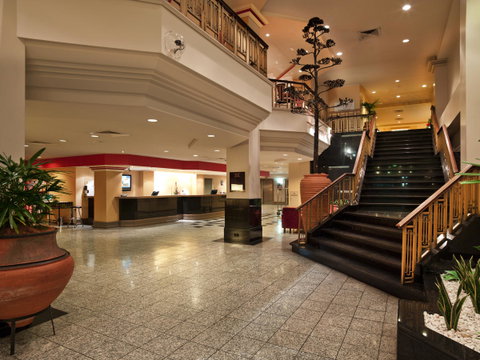Hotel Grand Chancellor Adelaide - Rental Cars 35