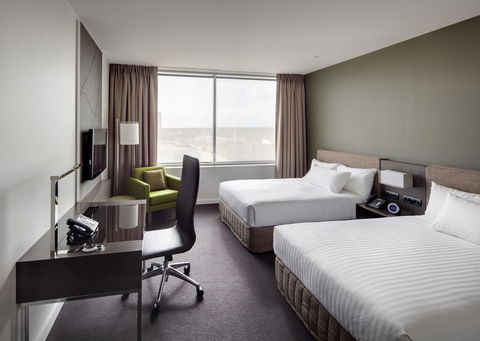 Pullman Adelaide - Rental Cars 30