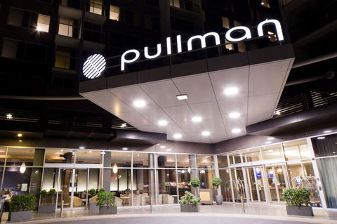 Pullman Adelaide - Rental Cars 0