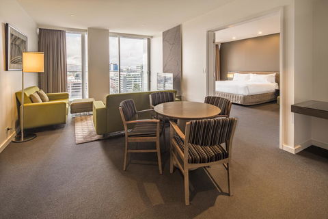 Pullman Adelaide - Rental Cars 6