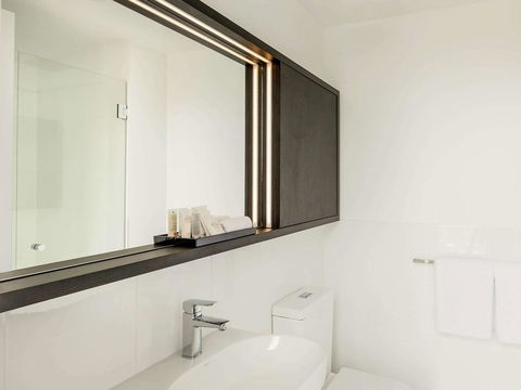 Ibis Adelaide - Rental Cars 37