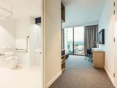 Ibis Adelaide - Rental Cars 39