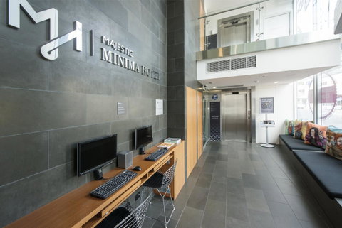 Majestic Minima Hotel - Rental Cars 6