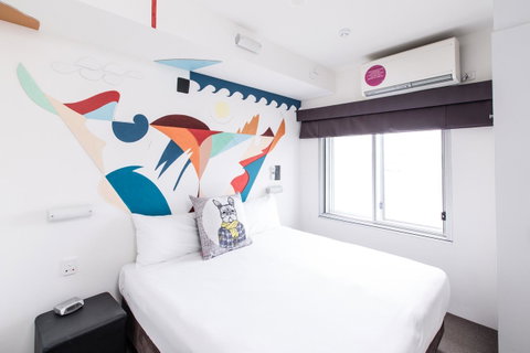Majestic Minima Hotel - Rental Cars 3
