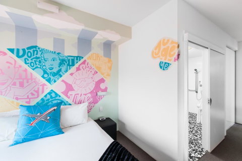 Majestic Minima Hotel - Rental Cars 13