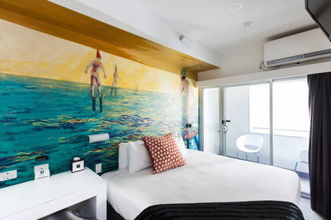Majestic Minima Hotel - Rental Cars 0