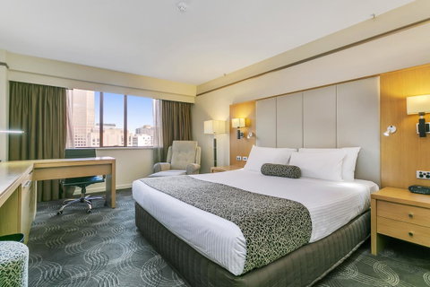 Stamford Plaza Adelaide - Rental Cars 14
