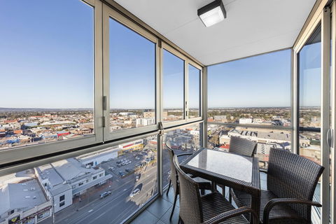 IStay Precinct Adelaide - Rental Cars 20