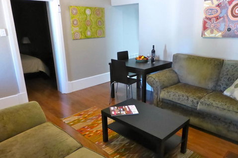 Penzance Cottage Glenelg - Rental Cars 6
