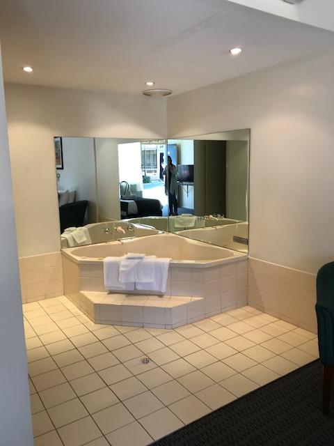 Bay Motel Hotel - Rental Cars 1