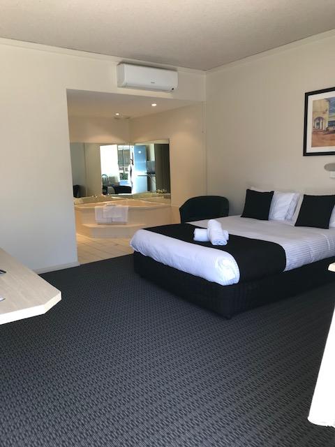 Bay Motel Hotel - Rental Cars 2