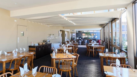 Bay Motel Hotel - Rental Cars 9