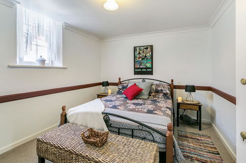 \'THE CHURCH\' Guest Home, Gawler Barossa Region - Rental Cars 4
