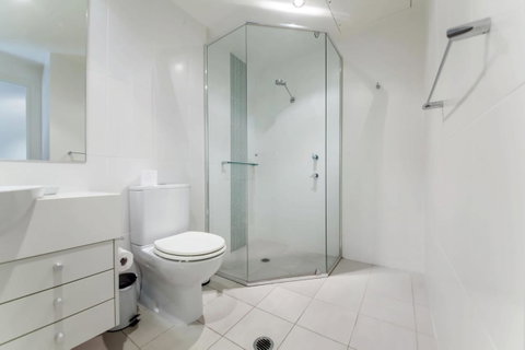 Pacific Blue 278-265 Sandy Pt Rd- Dual Key Access, Wifi, Linen And Air Conditioning - Rental Cars 14