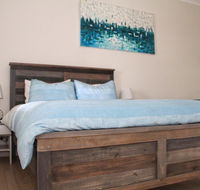 Smugglers Inn Studio Apartments - Rental Cars