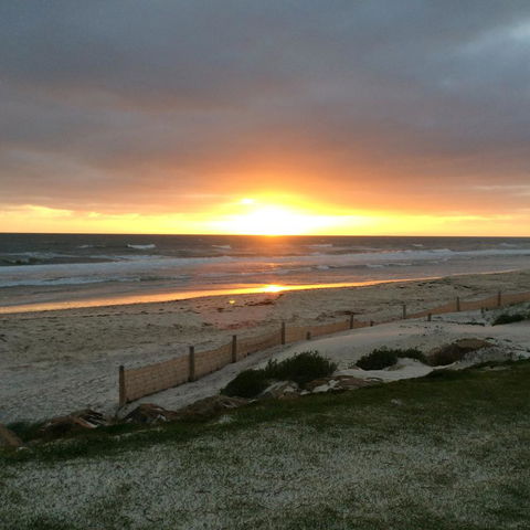 Adelaide - Semaphore Beach Front - Rental Cars 33