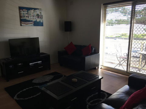 Adelaide - Semaphore Beach Front - Rental Cars 2