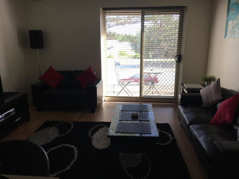 Adelaide - Semaphore Beach Front - Rental Cars 3