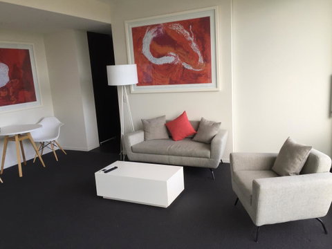Tasha\'s Apartments On Warwick - Rental Cars 41