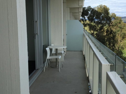 Tasha\'s Apartments On Warwick - Rental Cars 32