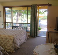 Milang Lakes Motel - Rental Cars