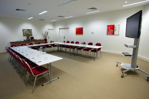 Quest Mawson Lakes - Rental Cars 7