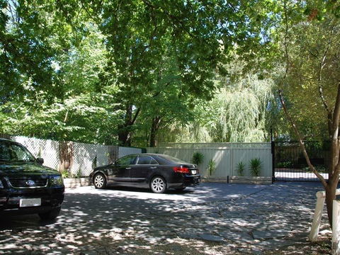Hahndorf House B&B - Rental Cars 40