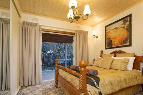 Hahndorf House B&B - Rental Cars 18