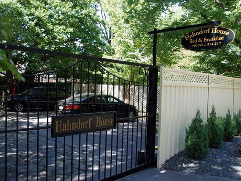 Hahndorf House B&B - Rental Cars 39
