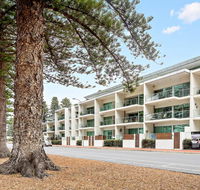 Breeze Beachfront Apartments - Rental Cars