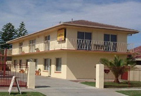 Esplanade Apartments At West Beach - Rental Cars 1