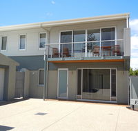 Elandra Holiday Home - Rental Cars