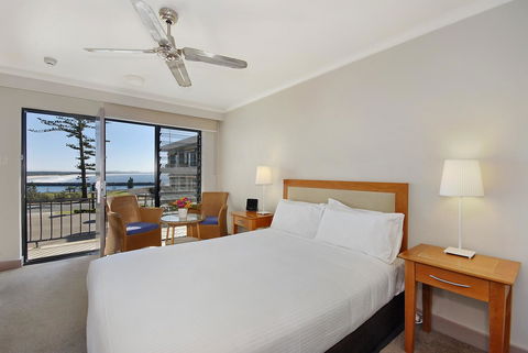 Ibis Styles Port Macquarie - Rental Cars 26