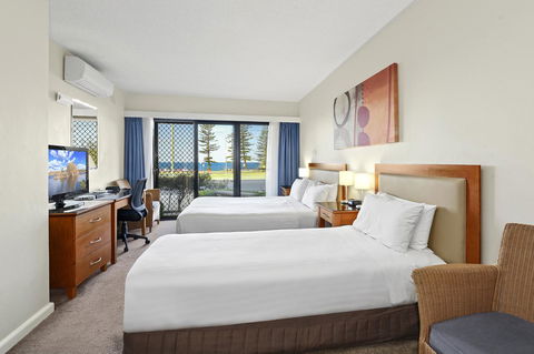 Ibis Styles Port Macquarie - Rental Cars 43