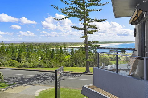 Ibis Styles Port Macquarie - Rental Cars 16