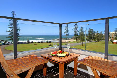 Ibis Styles Port Macquarie - Rental Cars 4