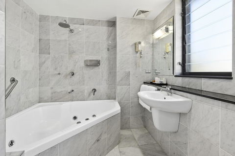 Ibis Styles Port Macquarie - Rental Cars 25