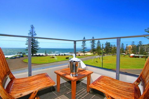 Ibis Styles Port Macquarie - Rental Cars 13