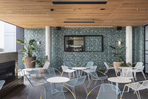 Citadines Connect Sydney Airport - Rental Cars 10