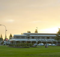 Hotel Victor - Rental Cars