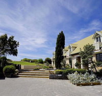 Caledonian Inn - Rental Cars