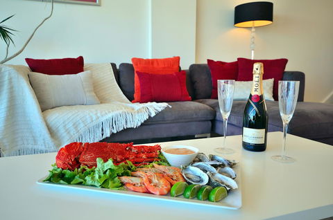 Adelaide Luxury Beach House - Rental Cars 28