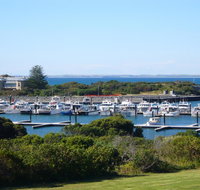Harbour View Motel - Rental Cars